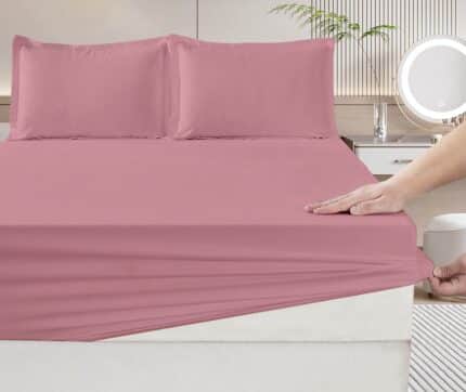 Linge de lit vieux rose